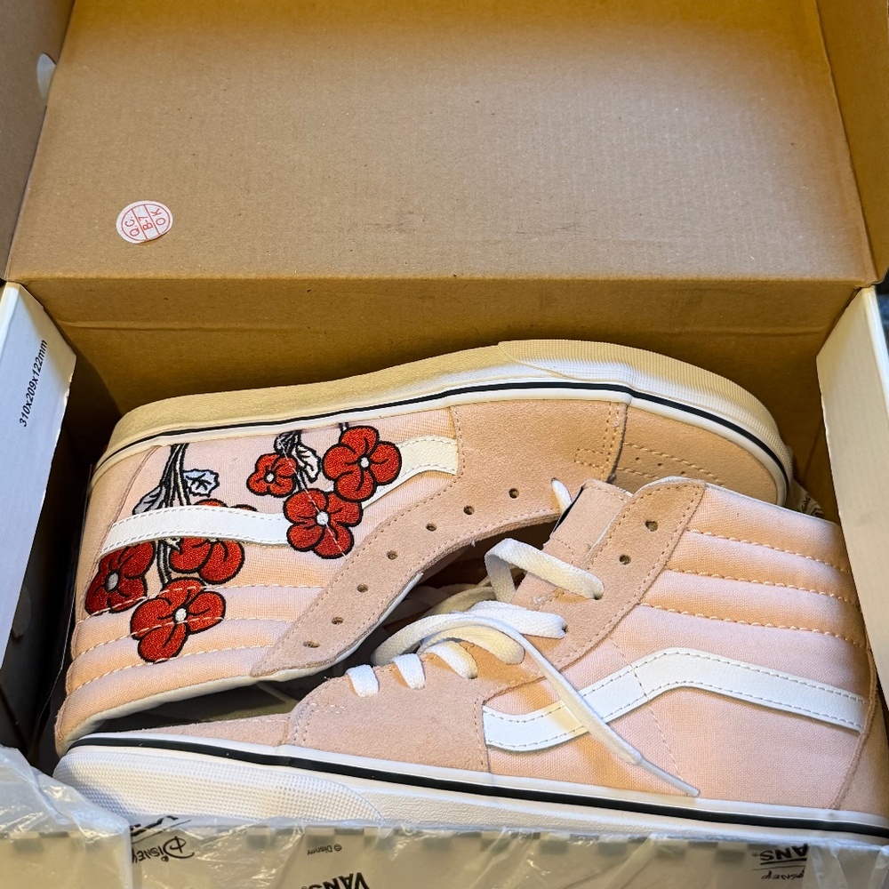 DISNEY VANS SK8-HI MICKEY & MINNIE PINK SNEAKERS